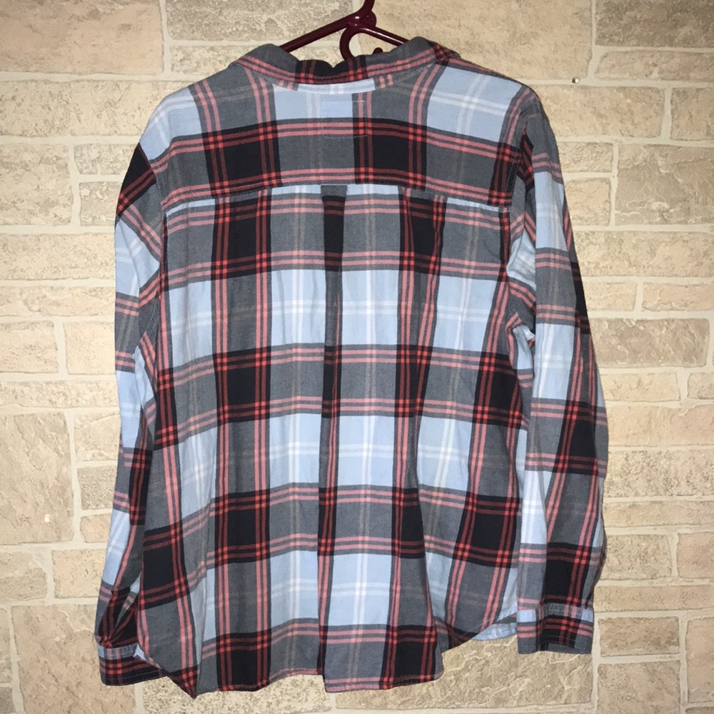 ✅Old Navy Partial Button Down Shirt - Picture 5 of 7